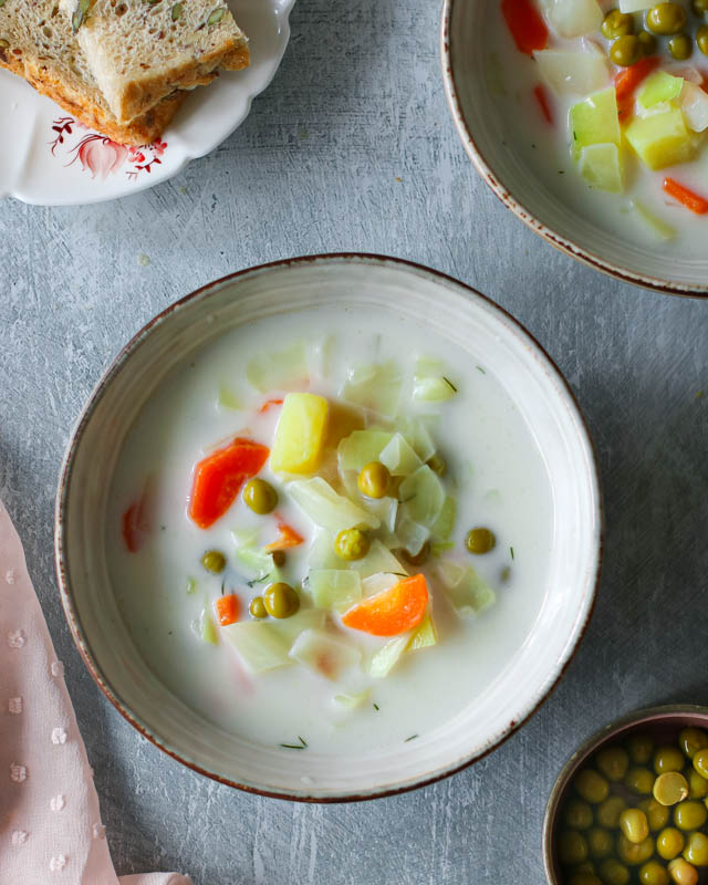 Pieniška sriuba su daržovėmis