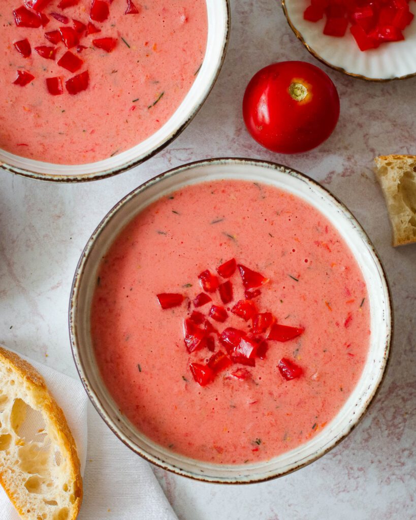 Šalta pomidorų sriuba su kefyru